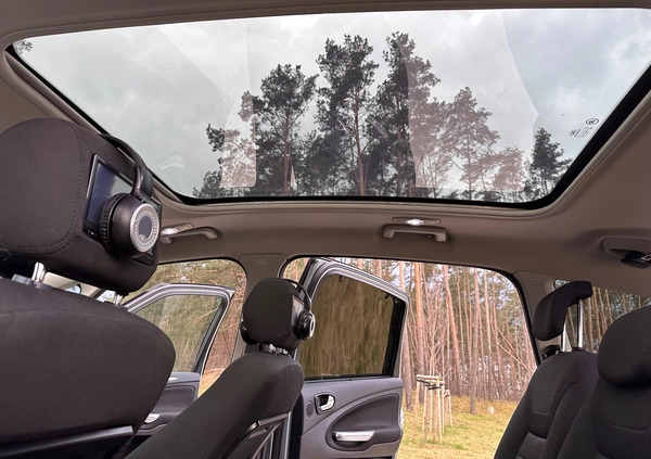 Ford S-Max cena 23800 przebieg: 294542, rok produkcji 2010 z Świnoujście małe 211